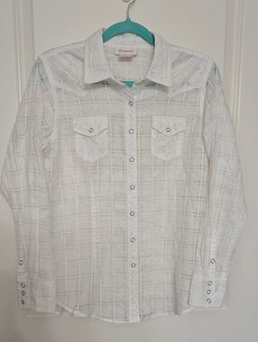 Ariat Women's White Textured Button-Down Western Shirt